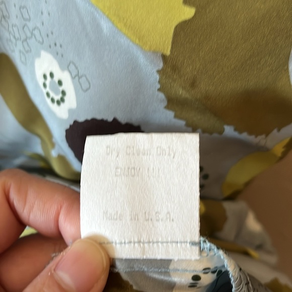 NWT Petro Zillia Kyle 100% Silk Dress Retro Scenery Floral Cold Shoulder XS - Picture 10 of 10